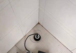 余干卫生间漏水维修之 loft 夹层储藏室毗邻暗管渗水哪家好，推荐诚匠小爱修缮